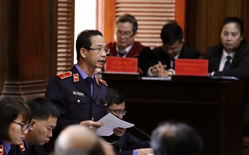 VKS đề nghị phạt ông Đinh La Thăng 10-11 năm tù