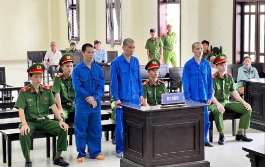 15 năm 6 tháng tù cho kẻ nổ súng vì bị chắn lối đi