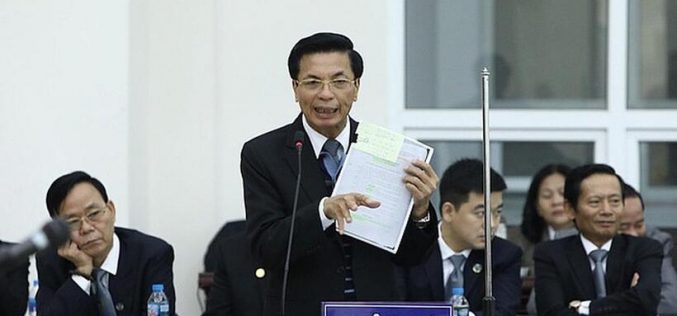 Vượt quá giới hạn điều chỉnh và tự chủ nghề nghiệp – Trường hợp chủ tịch xã có thẩm quyền đình chỉ hành nghề luật sư